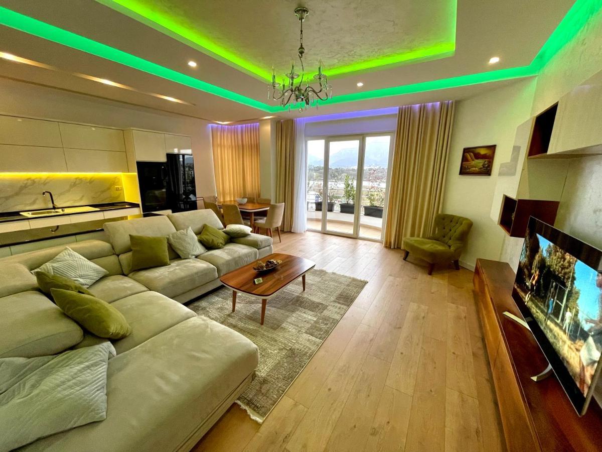 Queen'S Luxury Apartments Lake Tirana Eksteriør billede