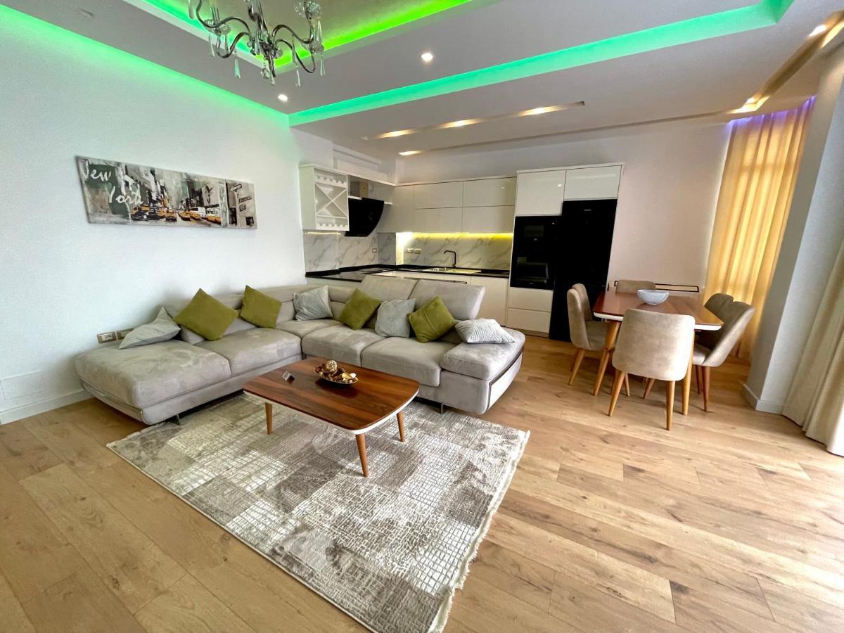 Queen'S Luxury Apartments Lake Tirana Eksteriør billede