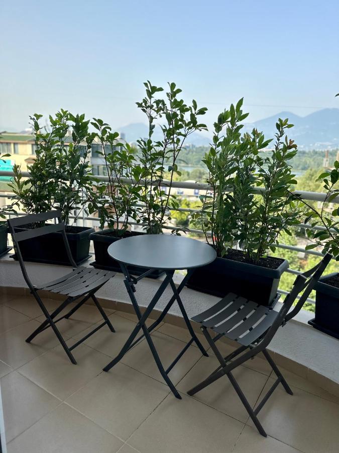 Queen'S Luxury Apartments Lake Tirana Eksteriør billede